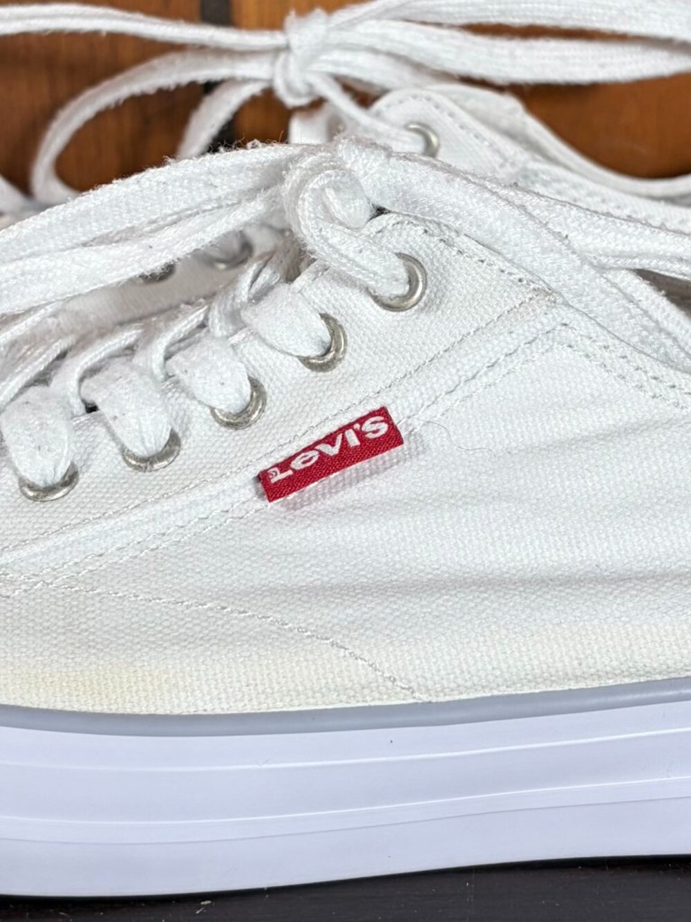Levi's Womens Anika C CVS White Low Top Canvas Lace-Up Sneakers Sz 7 52036403W1
